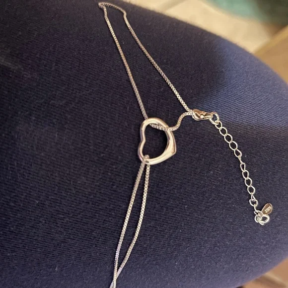 Elegant Silver Heart Pendant Necklace & bracelet - Picture 3 of 3